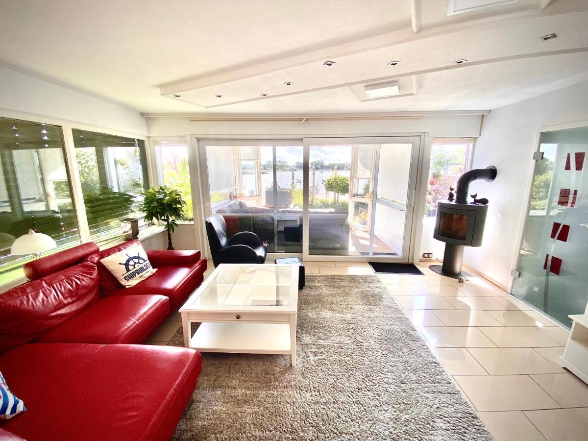 Ferienhaus Mit Wundervollem Seeblick Ferienpark Vislust Ijsselmeer Wervershoof 외부 사진